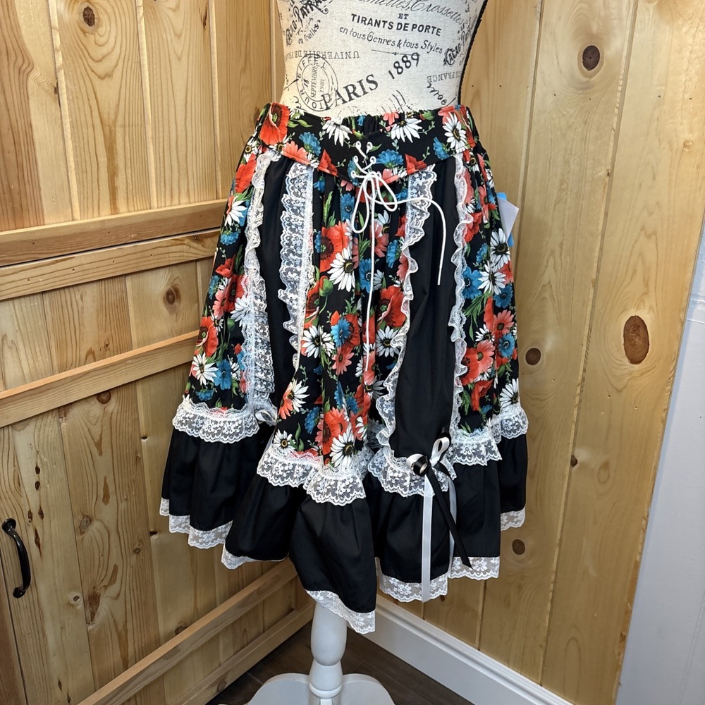 Fun and Fancy Originals Square Dance Skirt Belted Front Two Step Western Floral